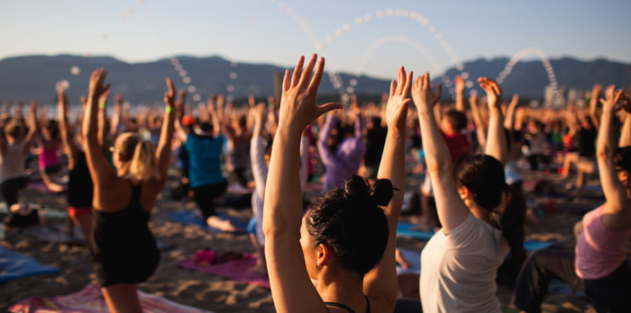 outdoor yoga vancouver